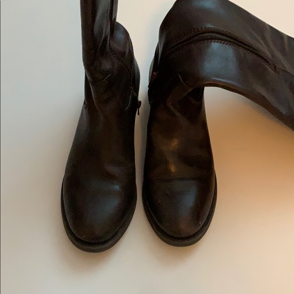 Boots - Picture 2 of 3